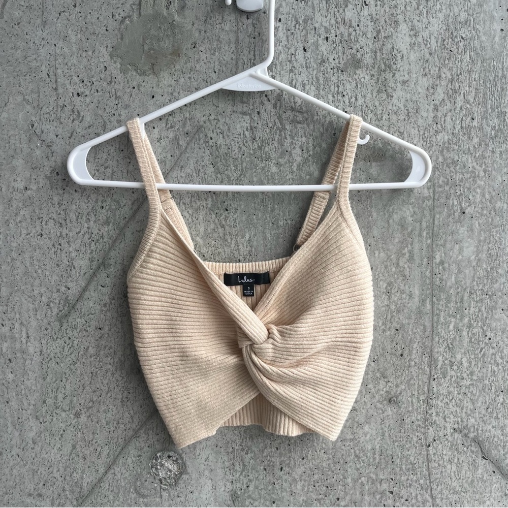 Lulus Top